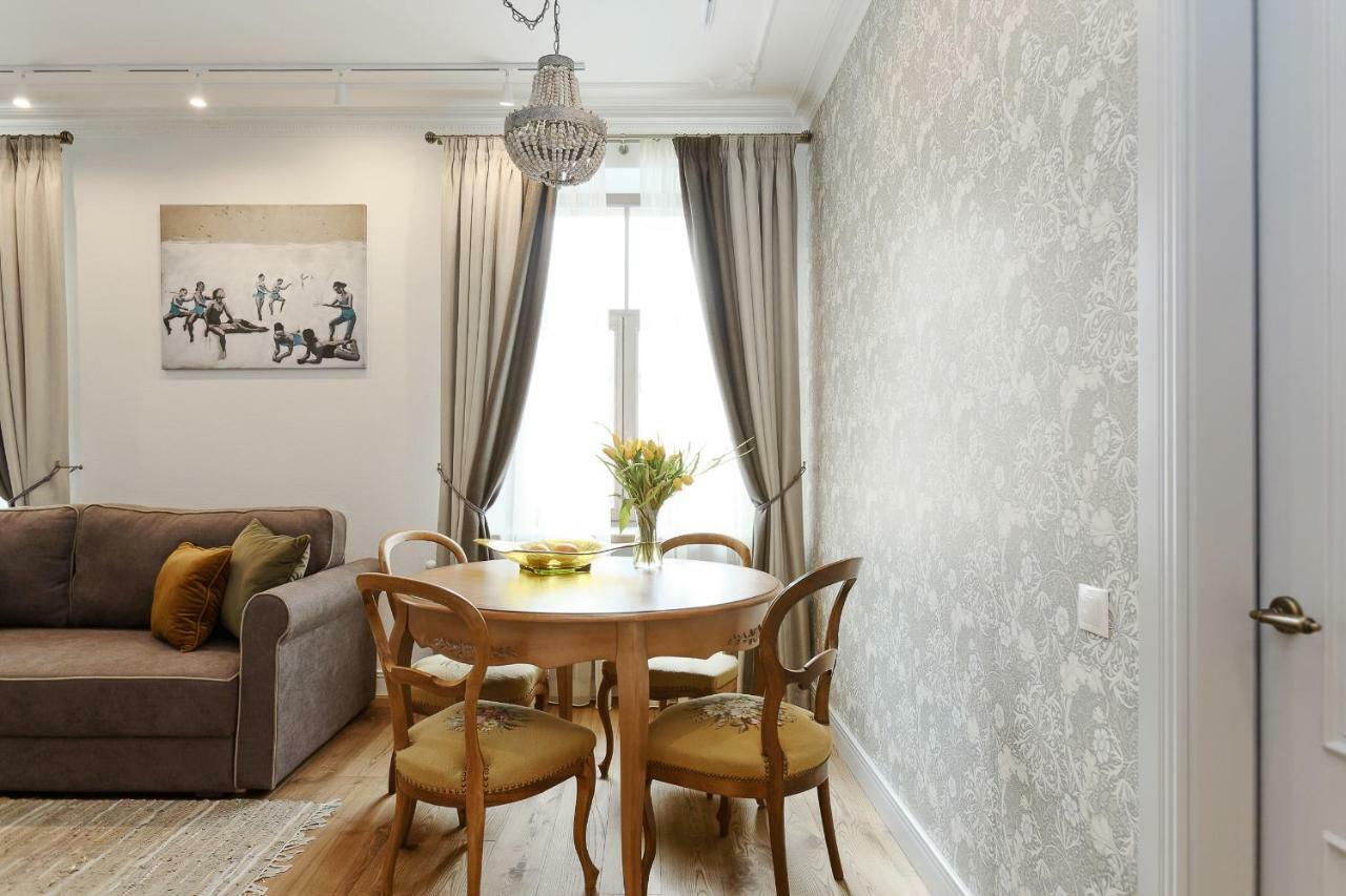 Appartement Dzirnavu Residense à Riga Extérieur photo